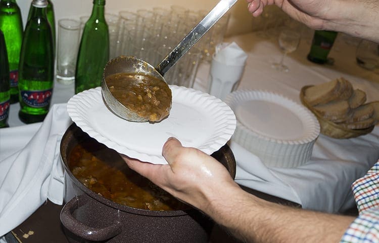 Čtenáři ochutnali Guláš pro Masaryka