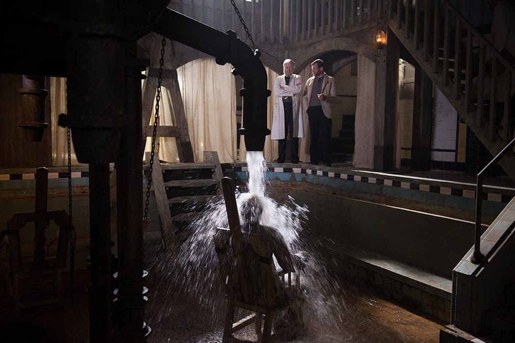 e_a_poe_podivny_experiment_foto_16