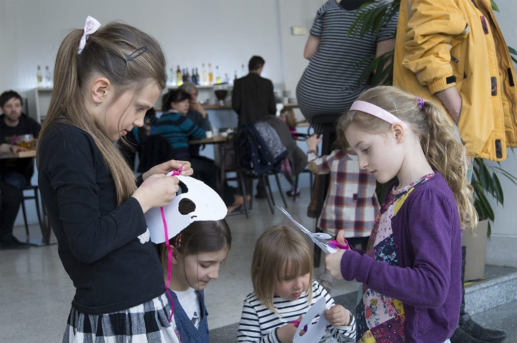 krest_knihy_ema_obr_03