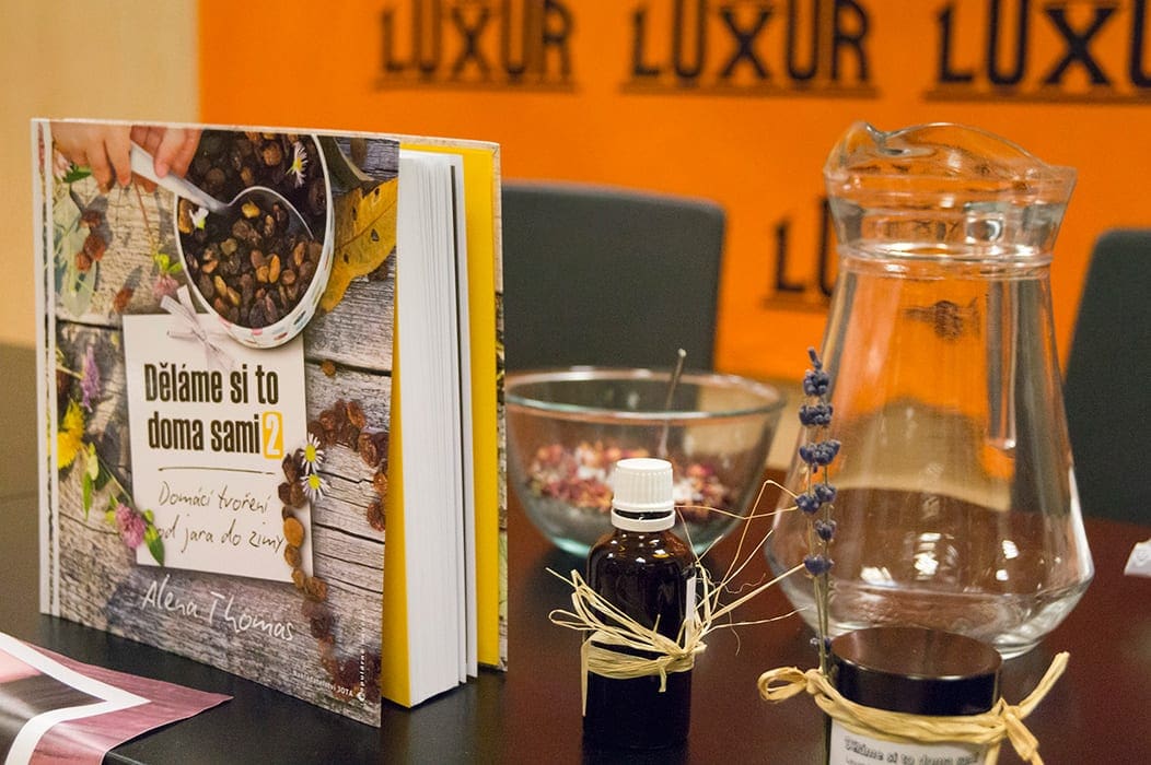 krest_delame_si_to_doma_sami_2_obr_00