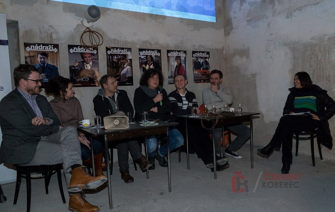 Červený koberec - filmy, kino, zábava, foto: www.cervenykoberec.cz