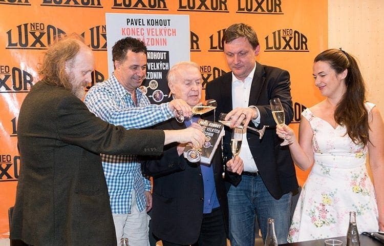 Knihu Konec velkých prázdnin spisovatele Pavla Kohouta pokřtil Martin Dejdar