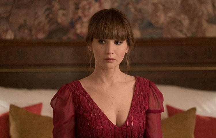 Recenze: Rudá volavka / Red Sparrow