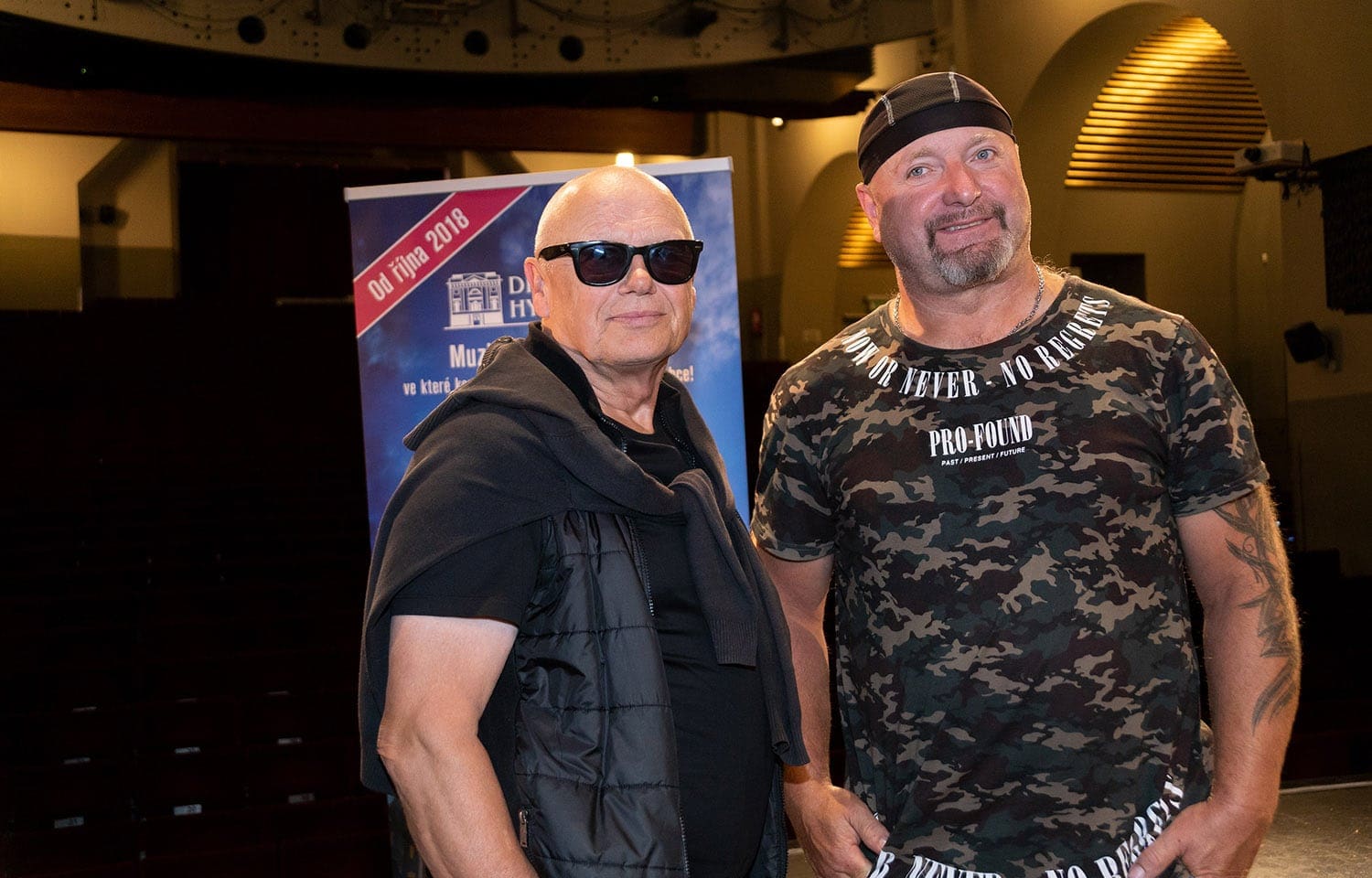 Korn, Pošta, Vraspírová, Hořínková, Slováčková a další svědomitě trénují na premiéru muzikálu Doktor Ox