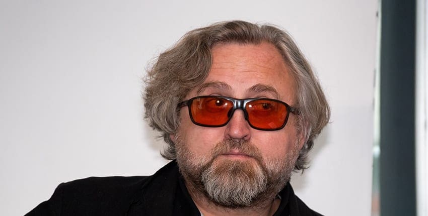 Režisér Jan Hřebejk začne za pár dnů natáčet nový komediální krimi seriál Pozadí událostí