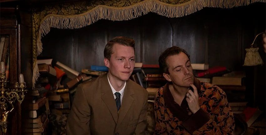 Recenze: Arvéd je chaotická hypnotická podívaná, která se snaží neotřele zachytit komplexnost Jiřího Arvéda Smíchovského