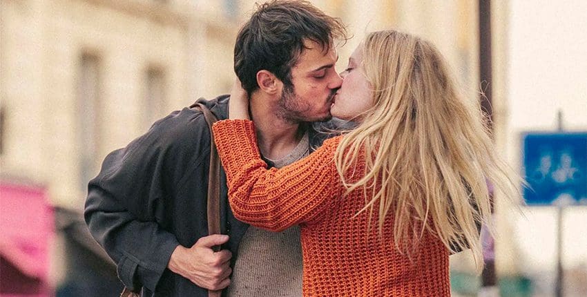 Recenze Navždy mladí: Francouzský film vzpomíná na 80. léta a vše, co k nim patřilo