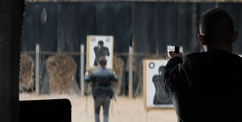 Recenze: Lesní vrah je podivné krimi s minimem děje, plochými hereckými výkony a spoustou chyb