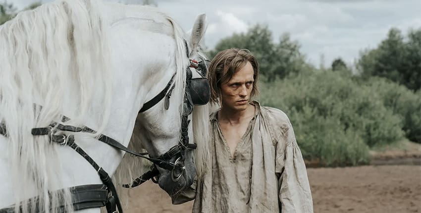 Recenze: Kos je poutavé polské drama odhalující část z jejich pohnuté historie