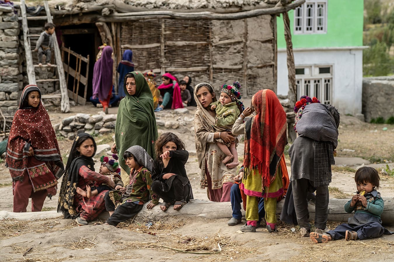 Za oponou velehor (2025)