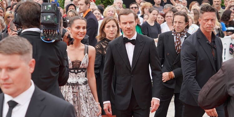 Dubnová narozeninová párty v Hollywoodu: Od mistrů bojových umění až po superhrdiny, kdo je zase o rok starší?