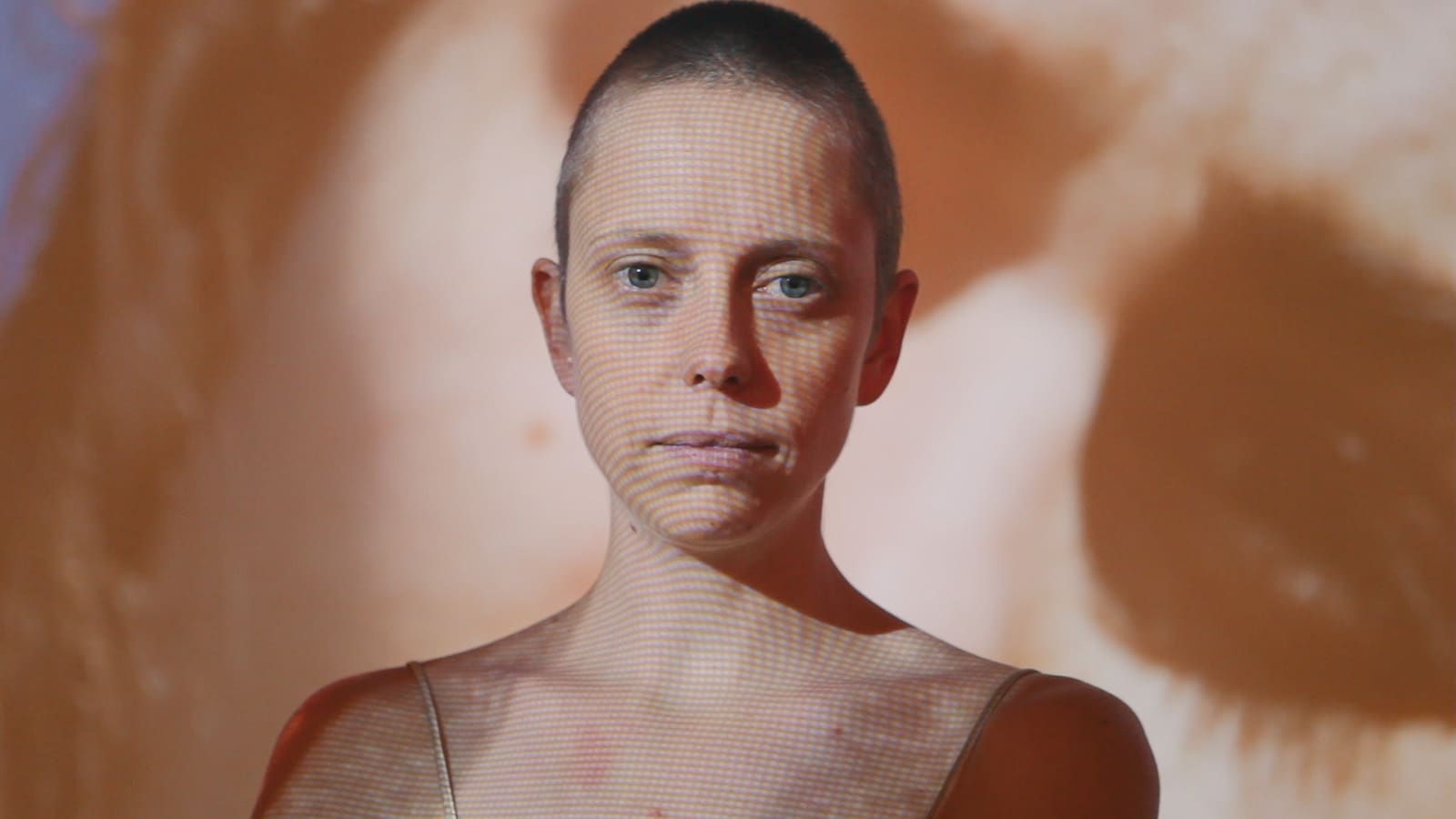 Svět mezi námi (2024)