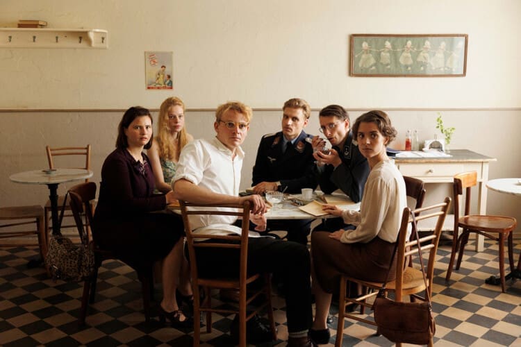 S láskou, Vaše Hilde (2024)