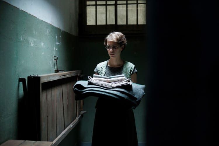 S láskou, Vaše Hilde (2024)