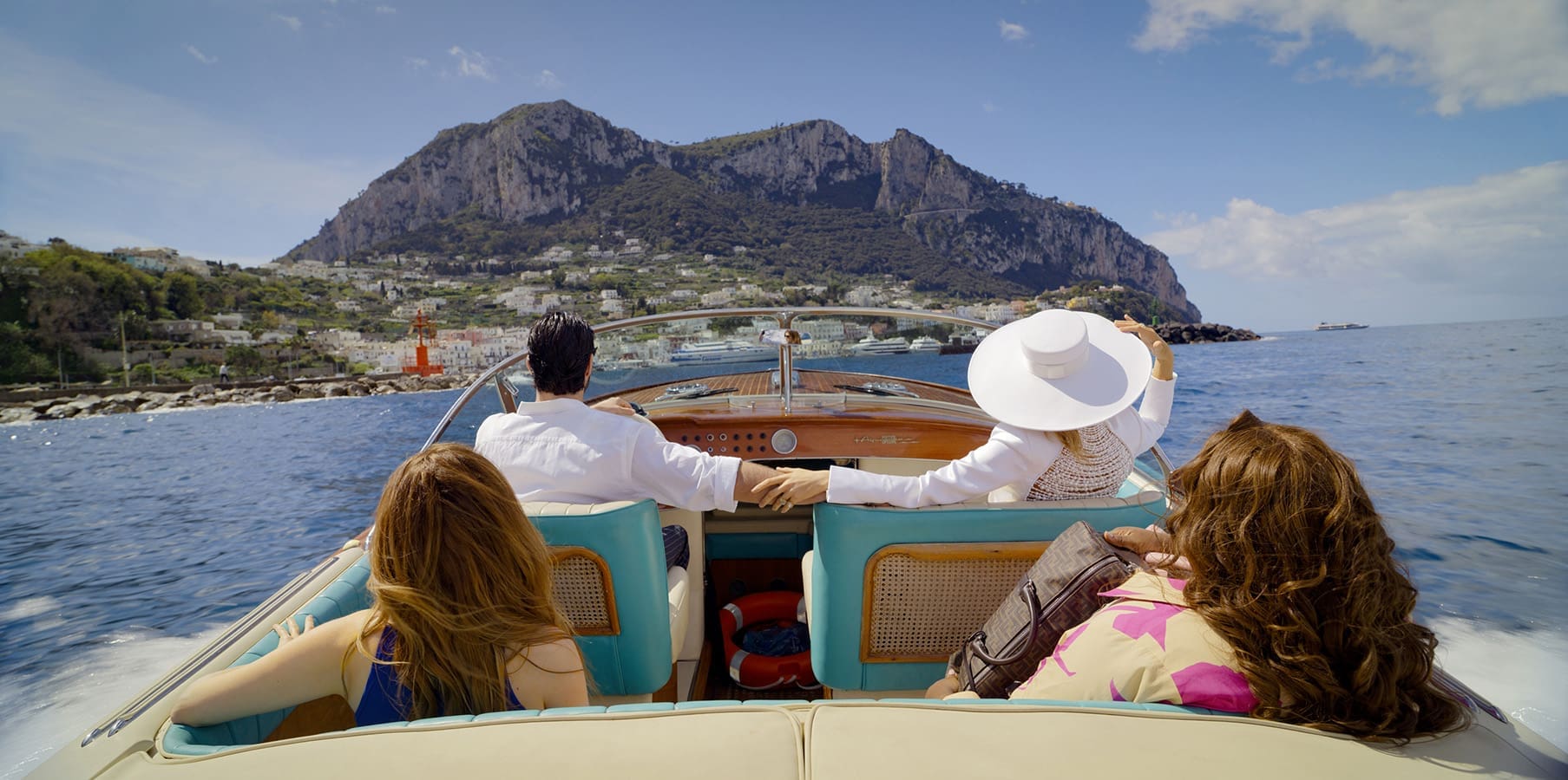 Další nebezpečná laskavost (2025)