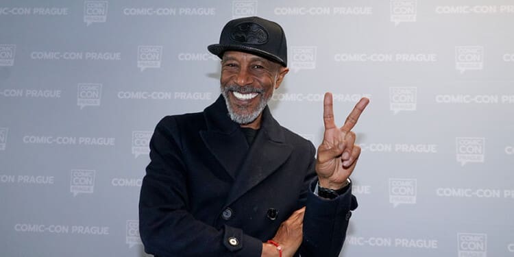Danny John-Jules, Kocour z Červeného trpaslíka, promluvil o návratu do Prahy, Conech i nových rolích