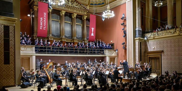 Vesmírná výprava napříč sci-fi filmy pod vedením Filmové filharmonie