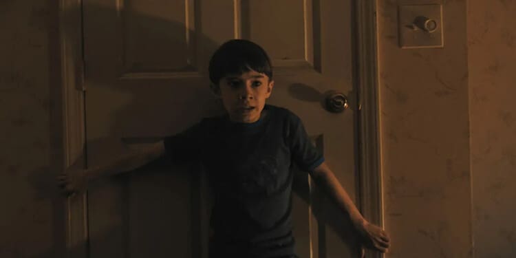 Recenze Hodina zmizení: Hororová lahůdka nabízí překvapení i luxusní provedení