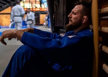 Recenze: Jemný rváč je inspirací, kronikou i poctou, a to bez honění ega