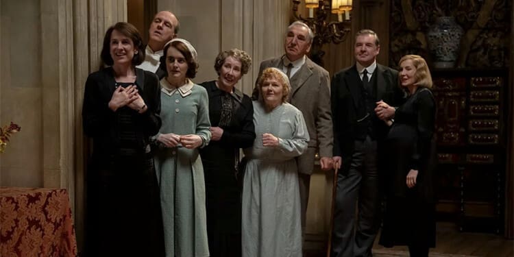 Recenze Panství Downton: Velké finále není film, který by chtěl cokoli riskovat