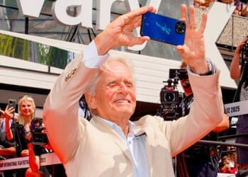 Narozeniny v Hollywoodu: Kdo září v září? Keanu, Zendaya i Charlie!