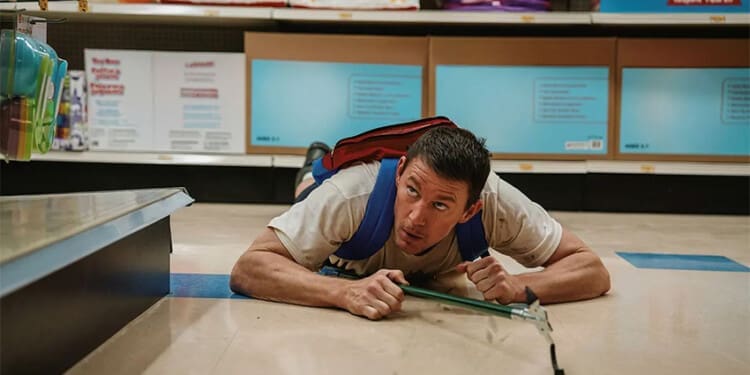 Recenze Nepolapitelný: Hravá tragikomedie o milém zločinci