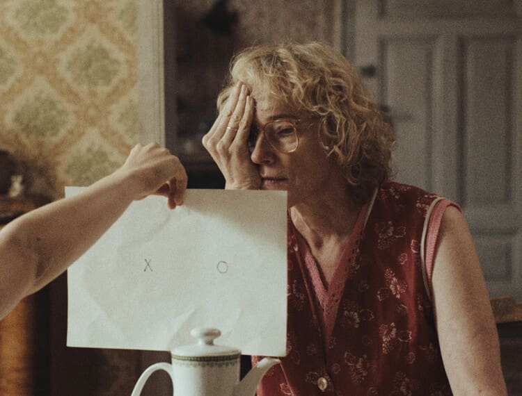 Pohled do slunce (2025)