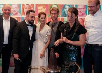 Na premiéře komedie Něco za něco se oslavily narozeniny filmové postavy