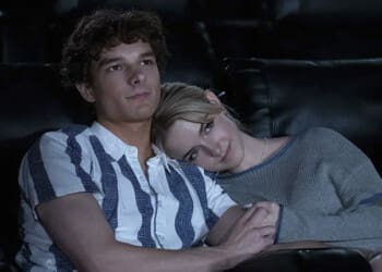 Recenze Nelituju ničeho: Když se zrada, láska a ananas na pizze potkají v jednom filmu