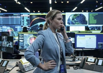 Recenze: Dům plný dynamitu nabízí působivou myšlenkovou rovinu, ovšem jako filmový zážitek nenaplní svůj potenciál