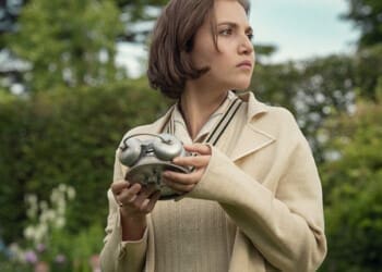 Filmové události #45/25: Paddington na divadelních prknech, Noční recepční je zpátky