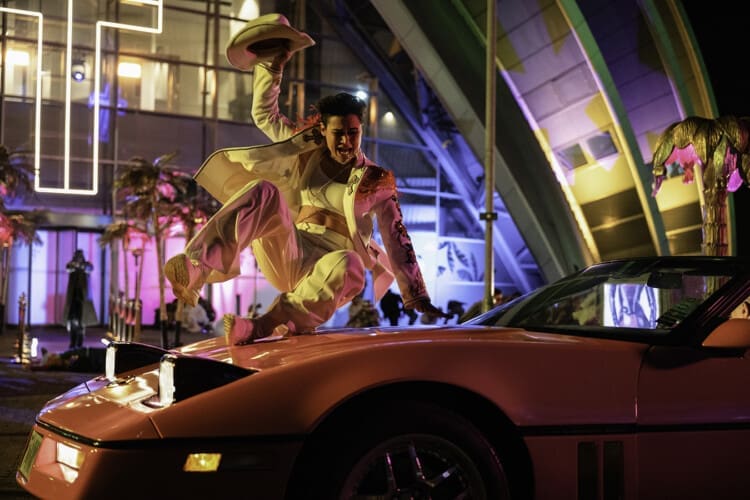 Běžící muž (2025)