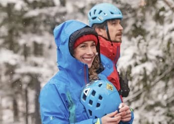 Recenze Na horách: Jak přežít hory, lidi a vlastní afektovanost bez ztráty zdravého rozumu