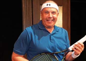 Petr Rychlý o černé komedii Dokud nás smrt, zkoušení v divadle a vážné i humorné poloze