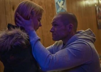 Recenze: Na sedadle smrti se neocitne hlavní hrdinka, ale divákova snaha udržet pozornost