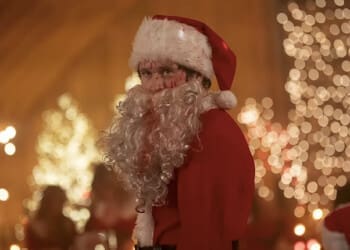 Recenze Tichá noc, krvavá noc: Je libo veselé vánoční krveprolití? Tady je!