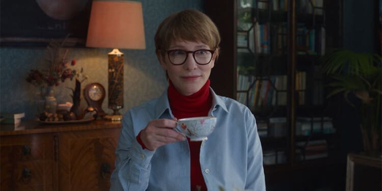 Recenze Otec Matka Sestra Bratr: Jim Jarmusch a jeho oslava rodinné dysfunkce