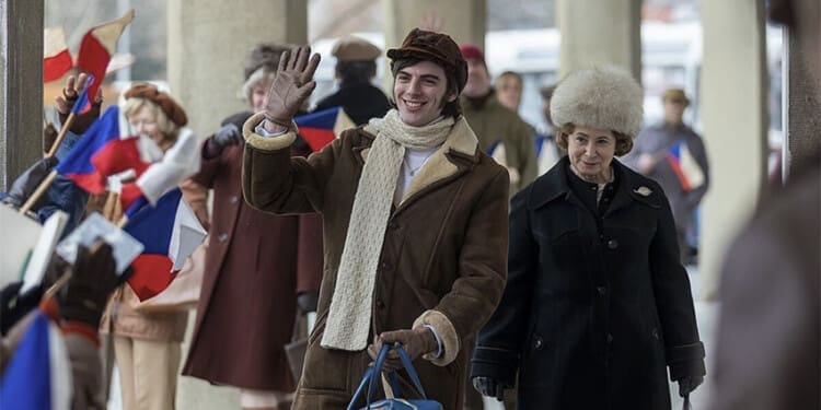 Recenze Šampión: Sportovní drama nevyužilo potenciál příběhu krasobruslaře Ondreje Nepely