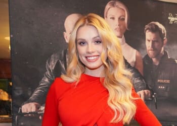 Justýna Zedníková ve filmu Říkají mi Lars hraje krásnou Bonnie, kterou popsala jako mysteriózní