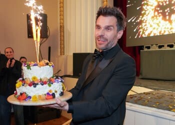 Na slavnostní premiéře dokumentu Leoš proběhla i oslava kulatin Leoše Mareše