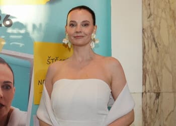 Rozhovor: Gabriela Mikulková o drzé české komedii