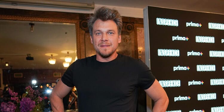 Vojtěch Dyk o krimi seriálu Inspekce, práci se zbraní, Litoměřicích i StarDance