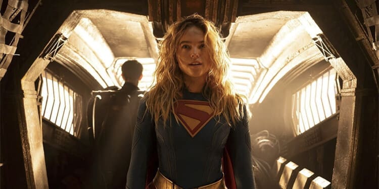 Recenze: Supergirl ve svém samostatném filmu ani nenadchne, ani nezklame